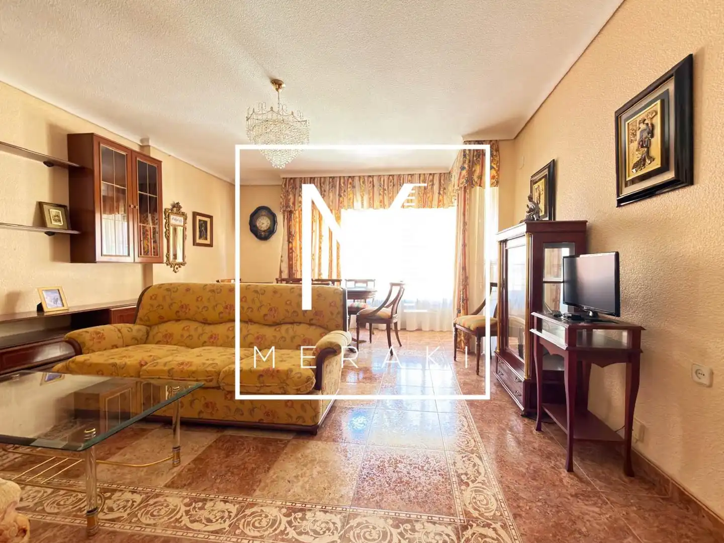 Living room of Flat for sale in  Albacete Capital  with Terrace, Furnished and Balcony