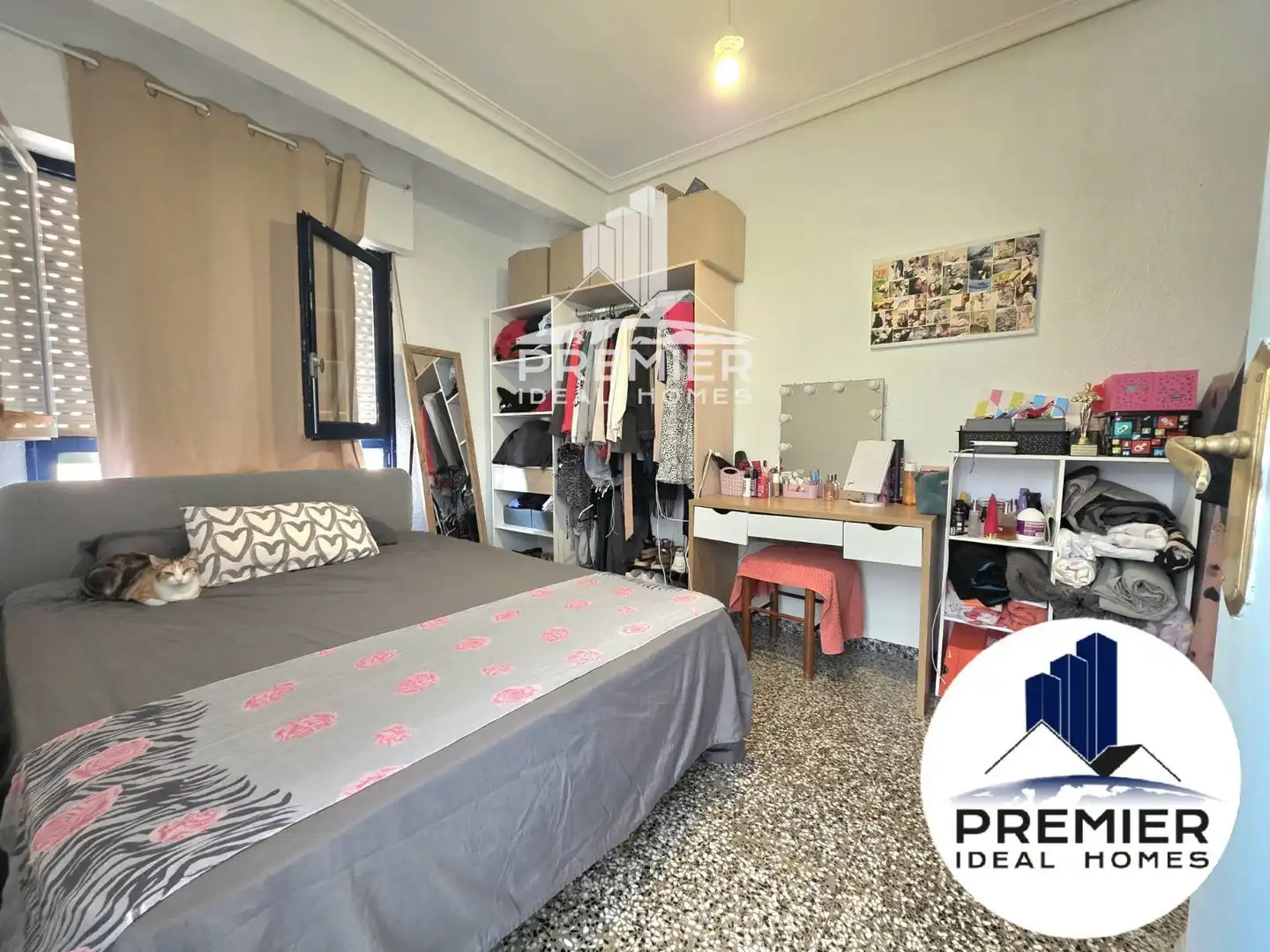 Bedroom of Flat for sale in Petrer  with Air Conditioner, Heating and Terrace