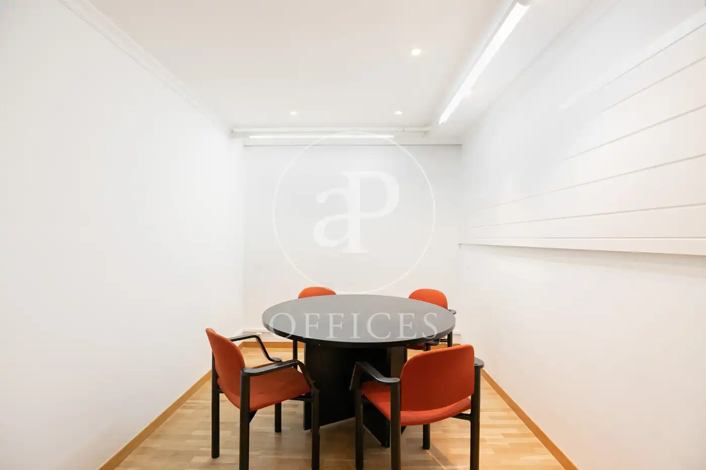Büro zum Verkauf in Barcelona mit Klimaanlage und Heizung