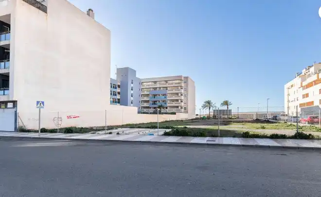 Außenansicht von Residential zum Verkauf in Roquetas de Mar