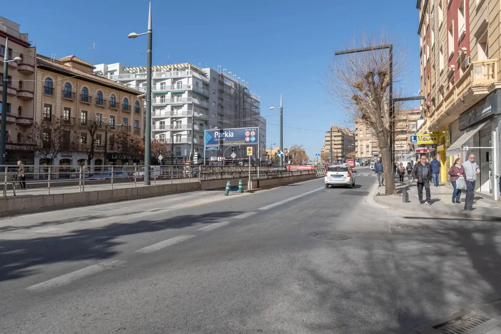 Vista exterior de Piso en venta en Granada