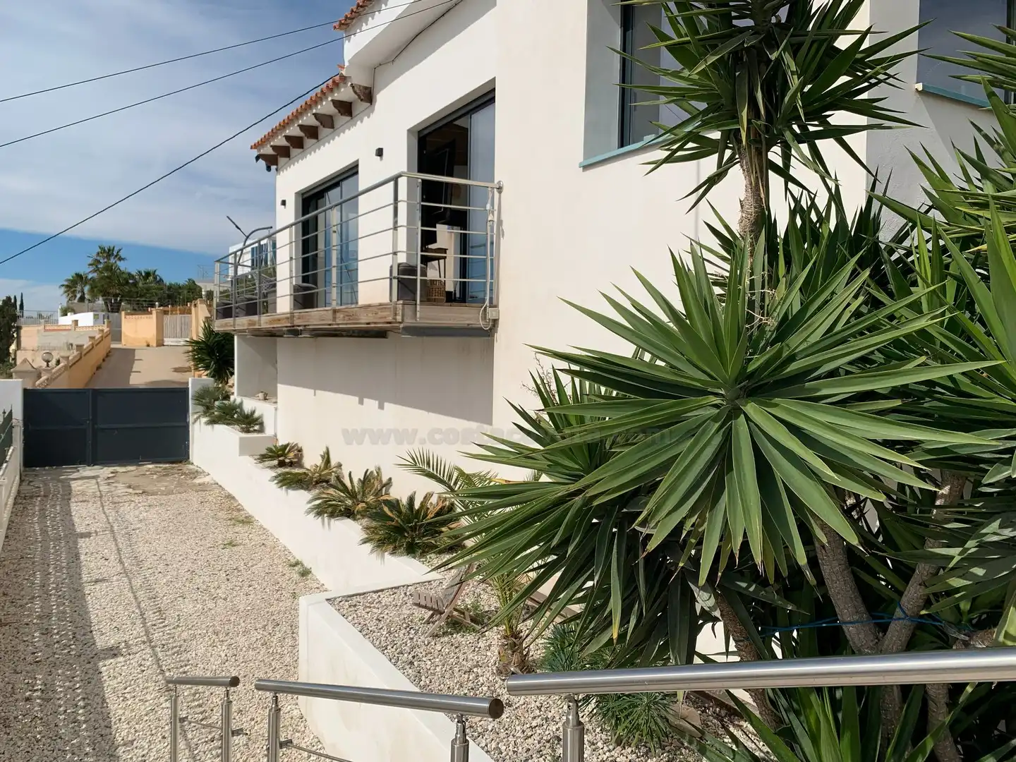 Vista exterior de Casa o chalet en venta en El Campello con Aire acondicionado, Jardín privado y Terraza
