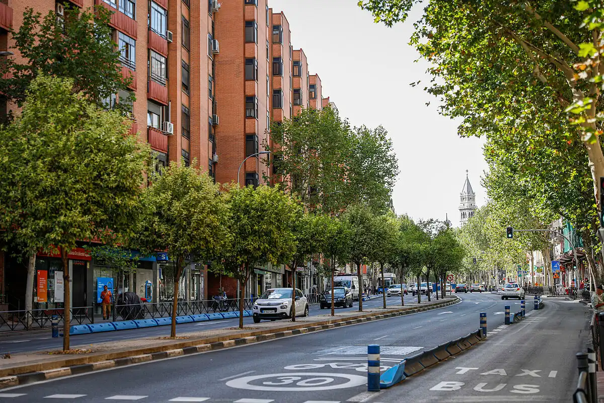 Außenansicht von Geschaftsraum zur Miete in Madrid