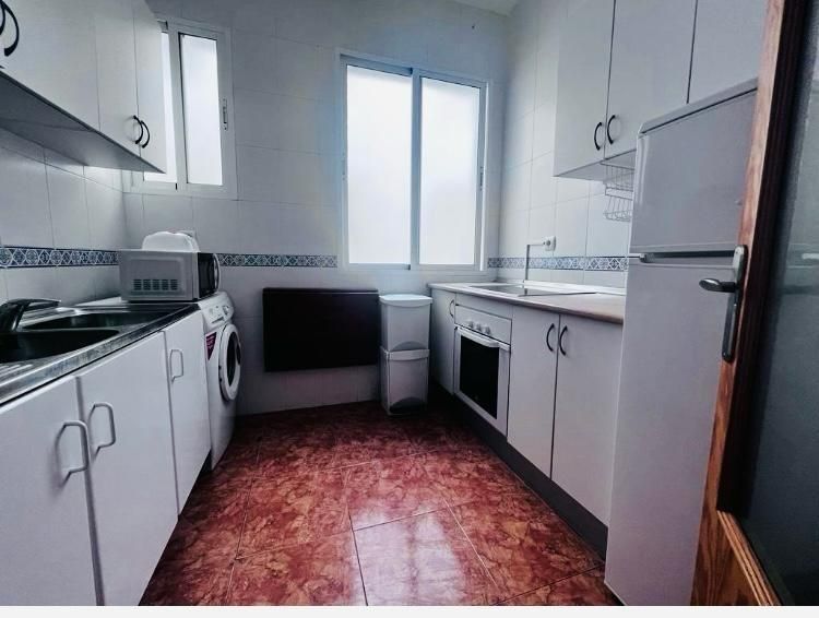 Kitchen of Flat for sale in Algeciras