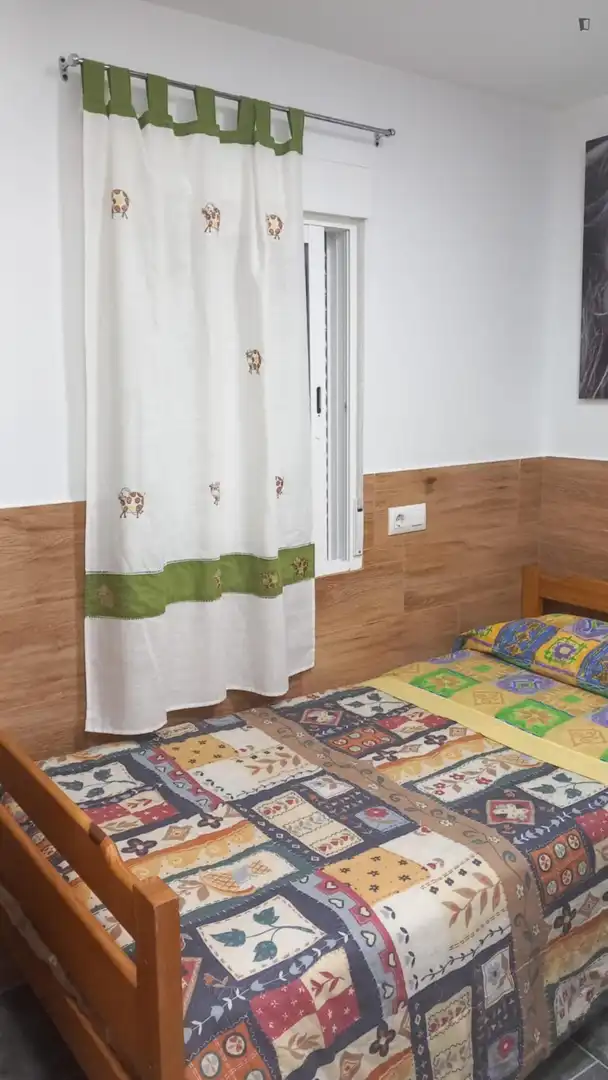 Dormitori de Estudi de lloguer en L'Hospitalet de Llobregat amb Aire condicionat, Calefacció i Moblat