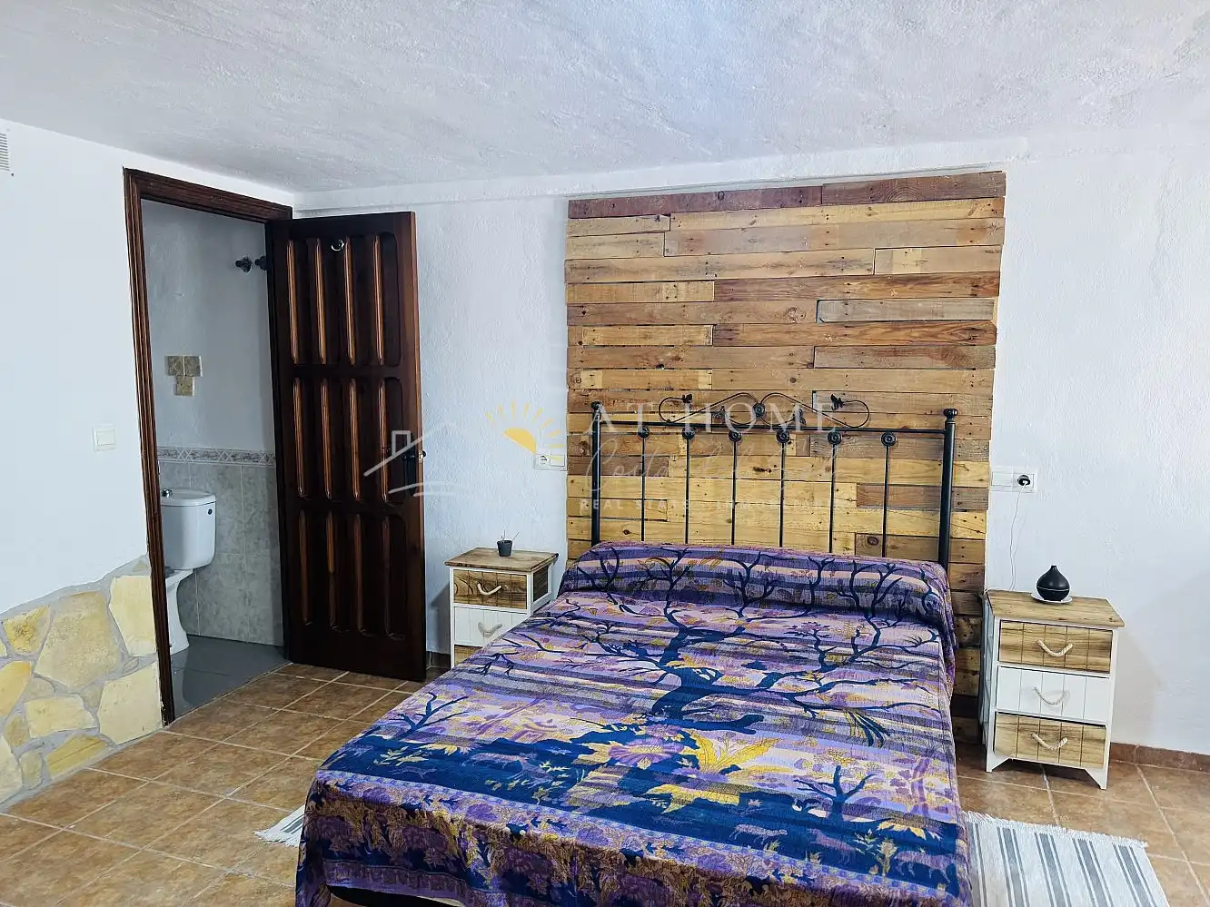 Habitación de Apartamento de alquiler en Nerja con Terraza, Piscina y Horno