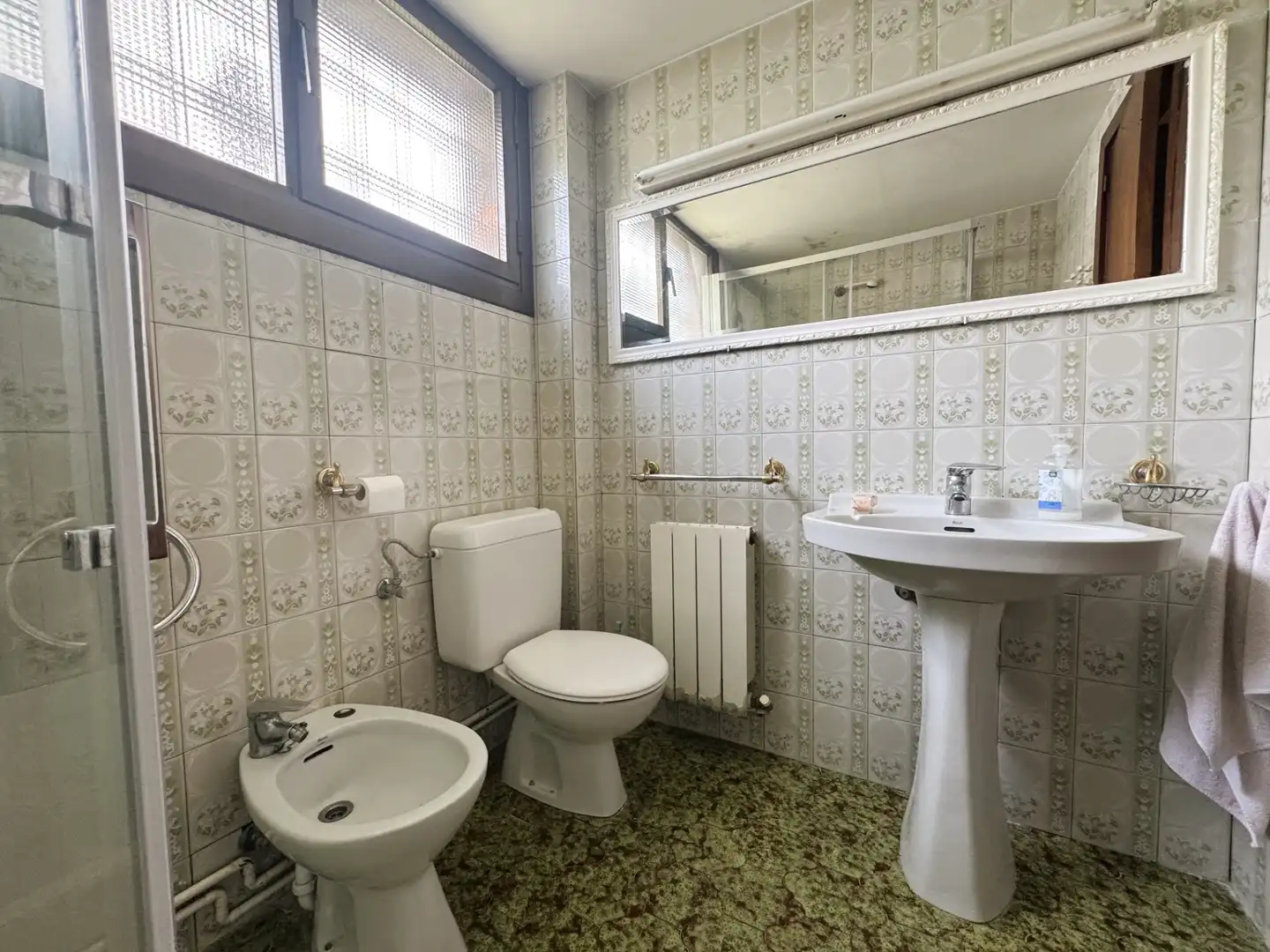 Baño de Piso en venta en Getxo  con Calefacción, Parquet y Terraza