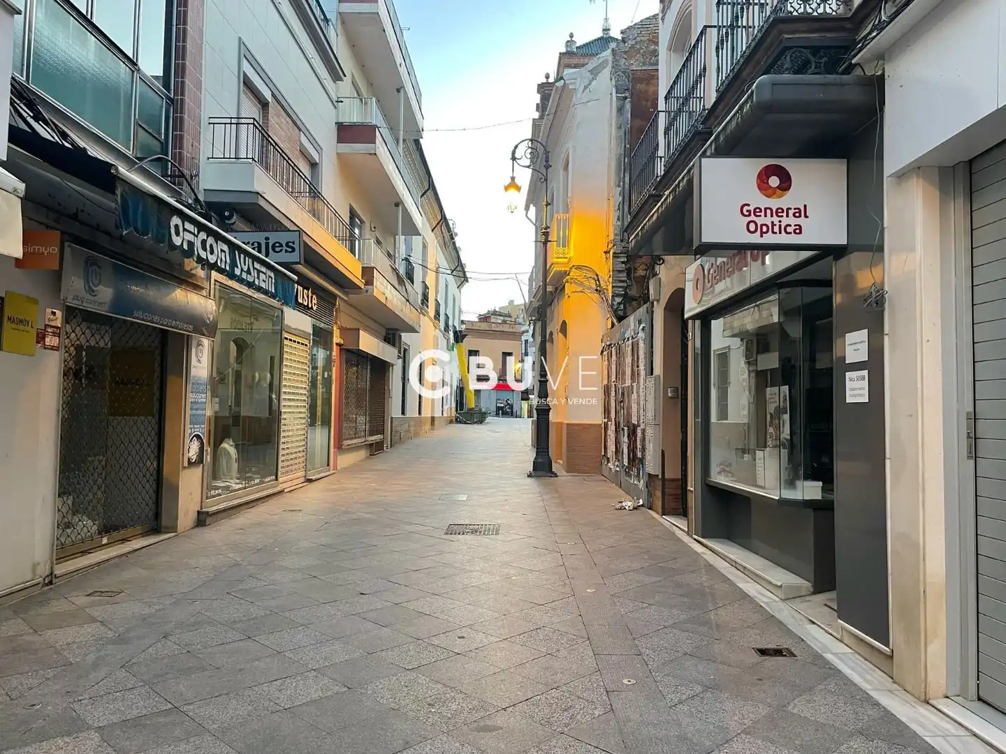 Vista exterior de Local en venta en Morón de la Frontera