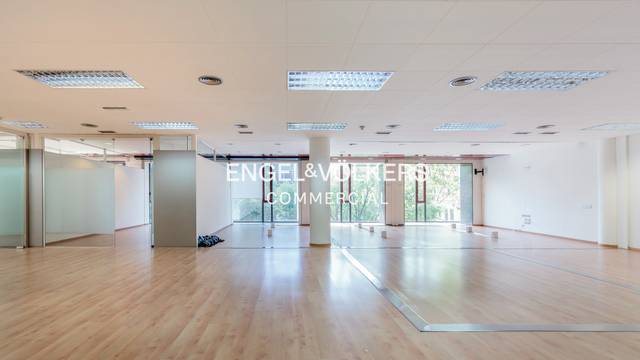 Oficina en Alquiler en Dreta de l'Eixample