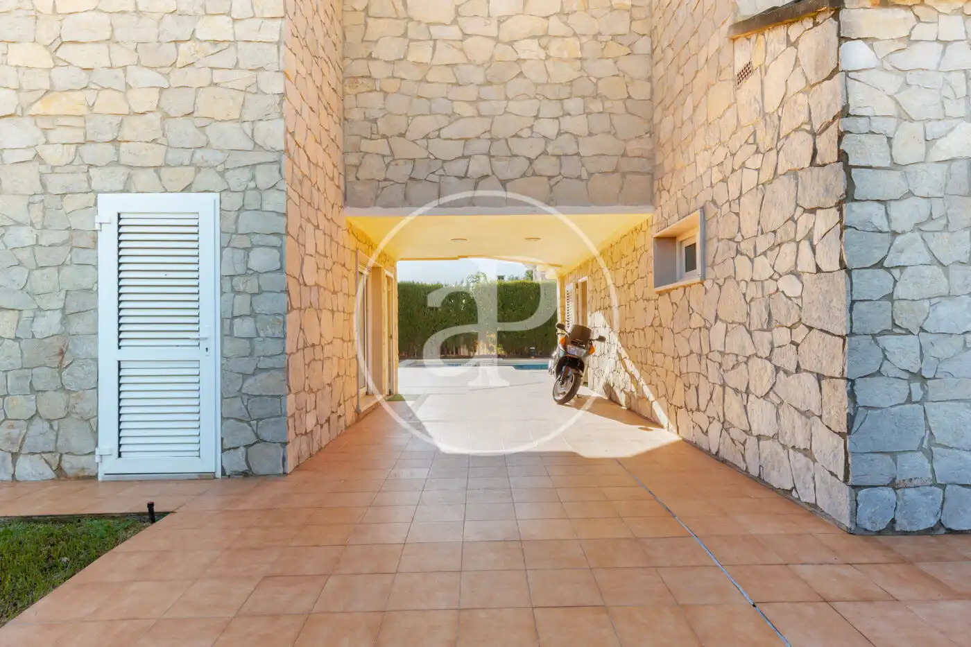 Vista exterior de Casa o chalet en venta en Serra con Aire acondicionado, Calefacción y Jardín privado