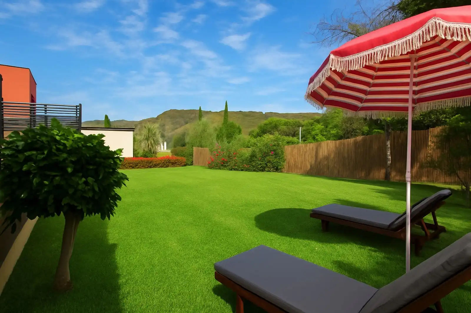 Casa con terraza en venta en Los Flamingos, imagen 4