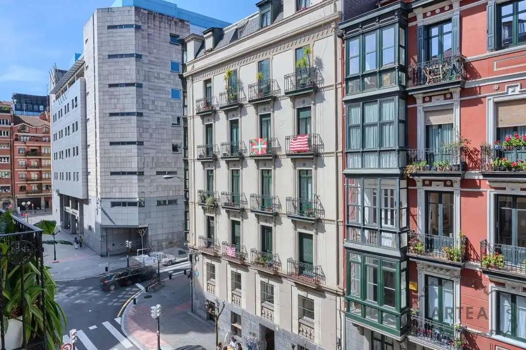 Piso en venta en Barroeta Aldamar Kalea, Albia
