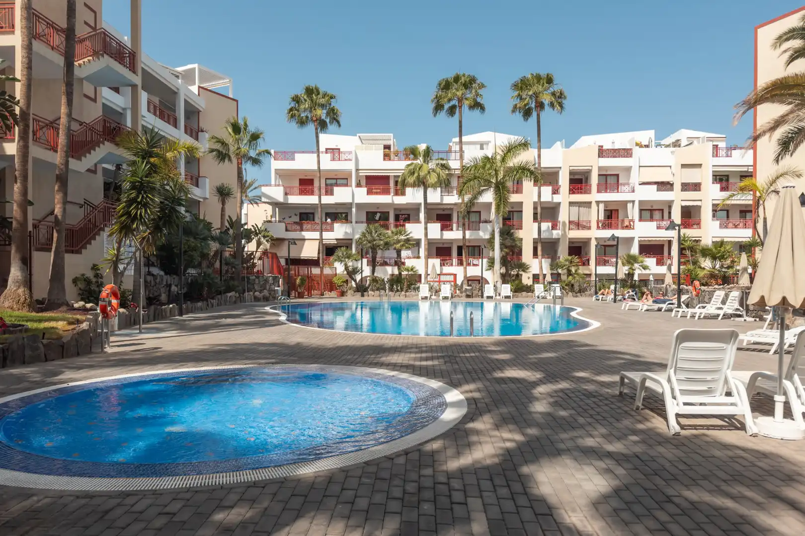 Vista exterior de Apartamento en venta en Arona con Aire acondicionado, Terraza y Amueblado