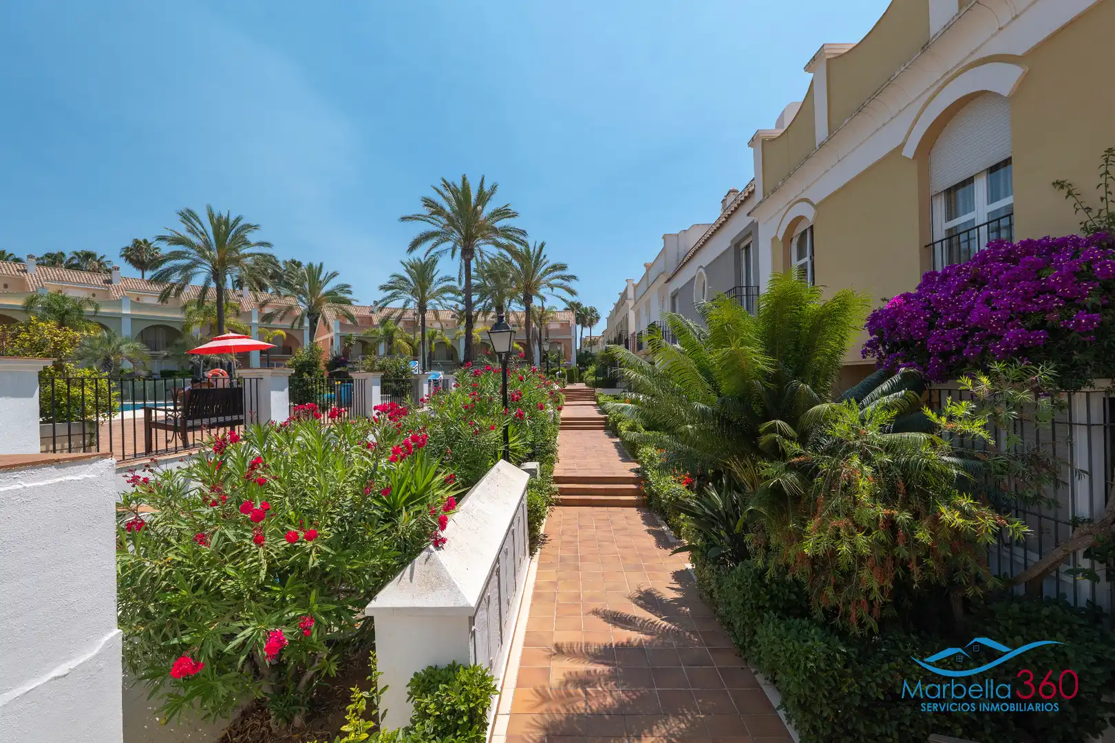 Casa adosada en venda a Alameda del Mar, 2, Bahía de Marbella