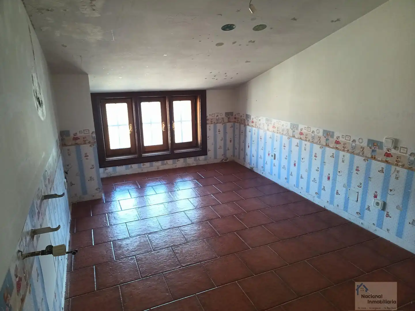 Detached homes for sale in Pesquera de Duero  with Terrace, Storage room and Swimming Pool
