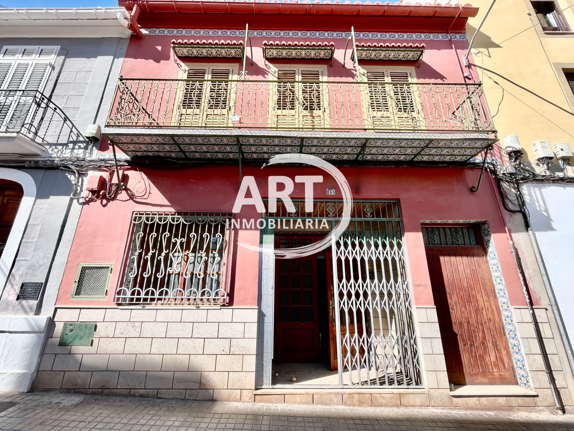 Vista exterior de Casa o xalet en venda en Bétera amb Terrassa i Balcó