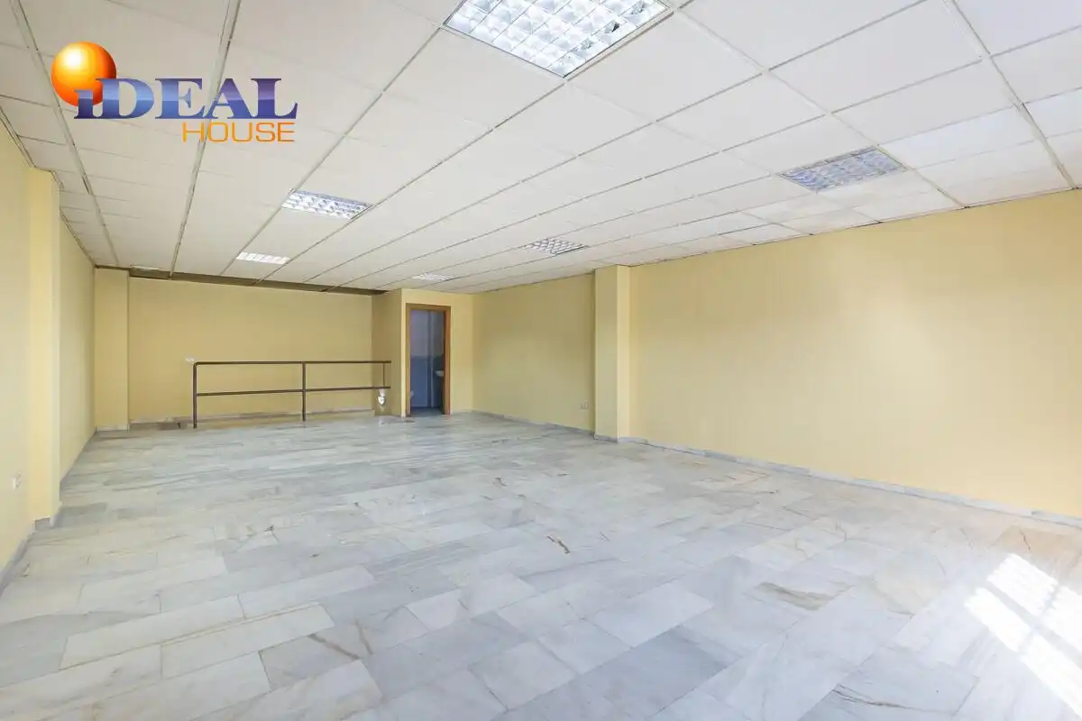 Nau industrial en venda a Avenida JUNCARIL, imagen 12