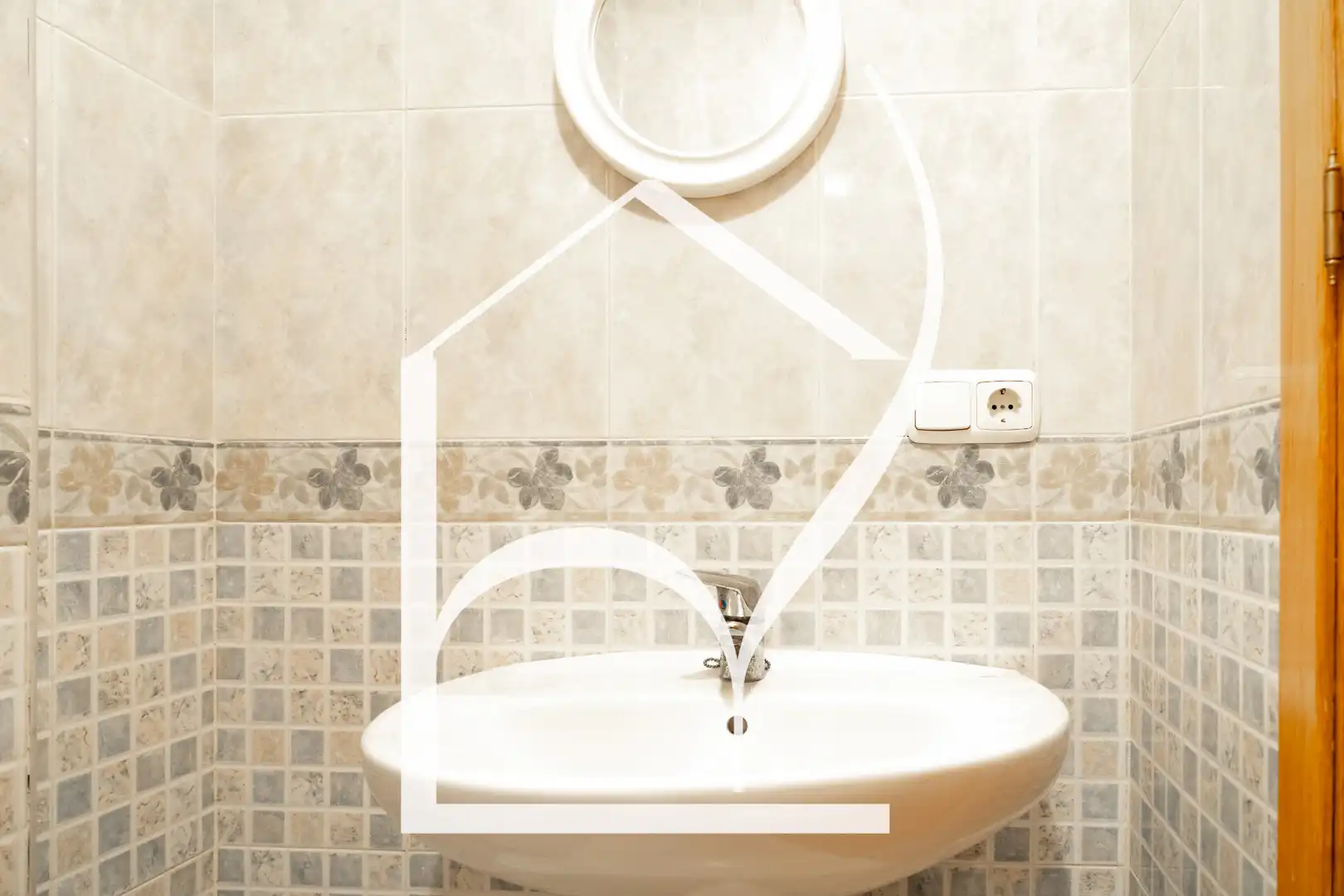 Baño de Piso en venta en Guijuelo con Calefacción, Parquet y Amueblado