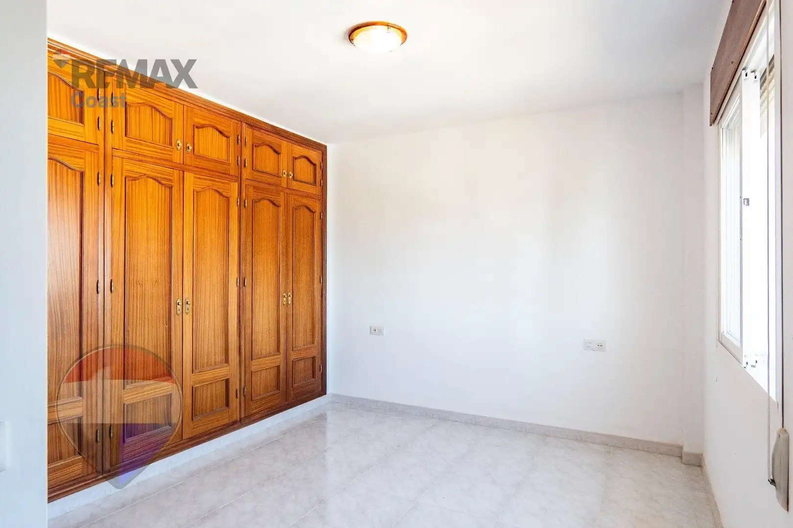 Dormitori de Casa o xalet en venda en Alhaurín de la Torre amb Piscina comunitària