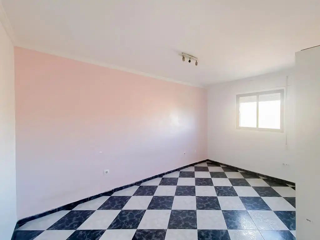 Flat for sale in C/ Pm Nazaret, Puente Mayorga - Campamento