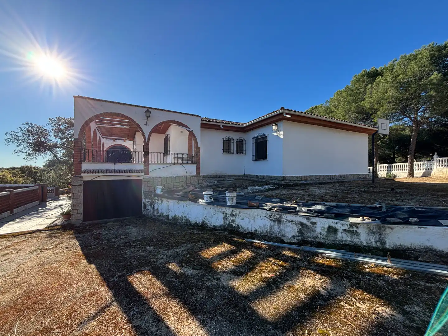 Vista exterior de Finca rústica en venta en Andújar con Aire acondicionado, Terraza y Piscina