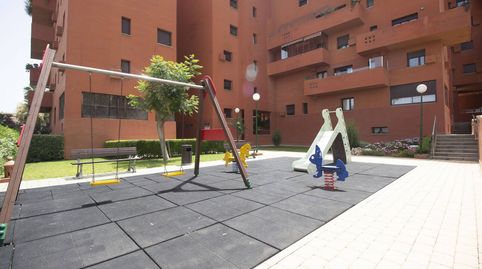 Foto 3 de Apartamento en venta en Puerto de Estepona, Estepona