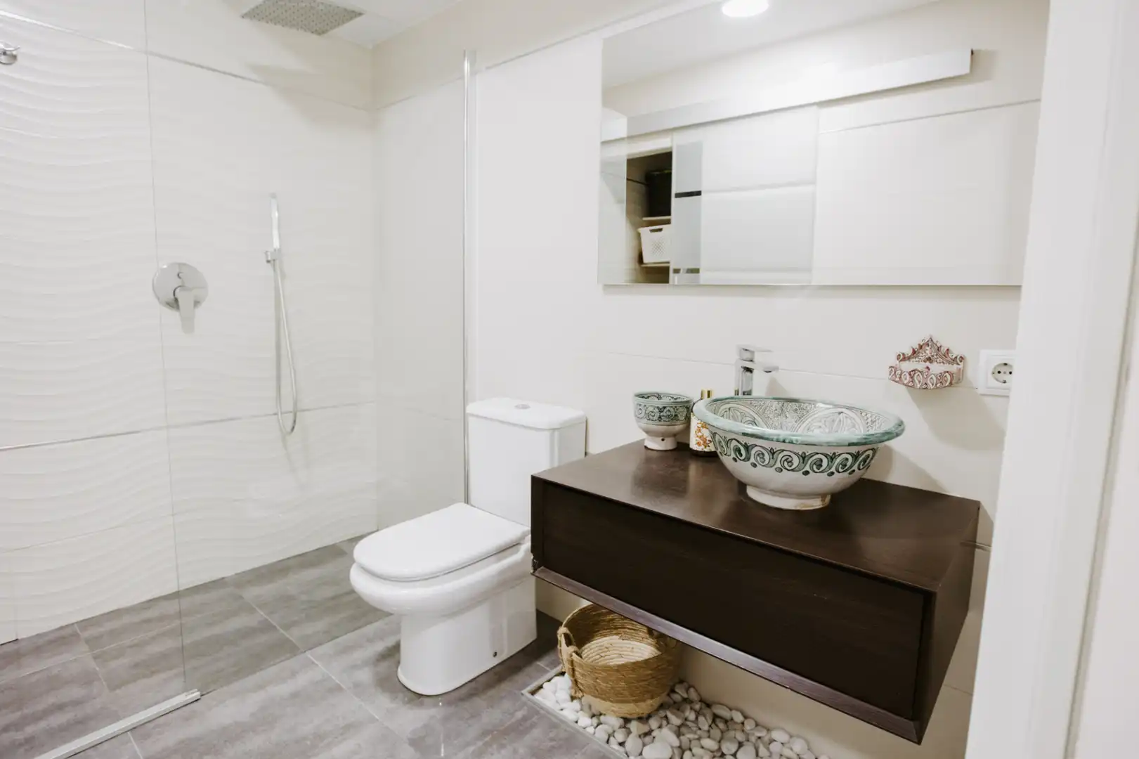 Bathroom of Apartments for rent in Calpe / Calp  with Air Conditioner, Heating and Parquet flooring
