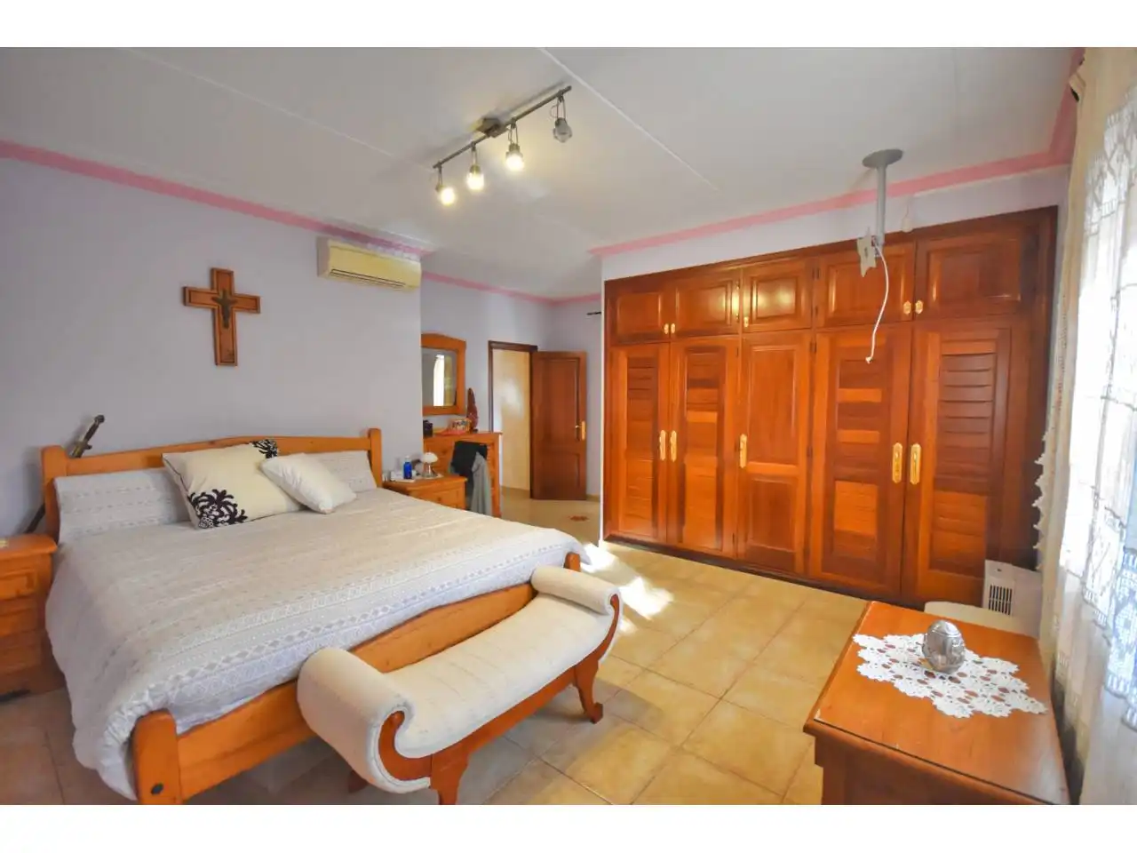Schlafzimmer von Country house zum Verkauf in Santa Margalida mit Heizung, Privatgarten und Terrasse