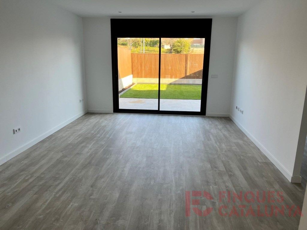 Living room of Single-family semi-detached for sale in Quart  with Terrace