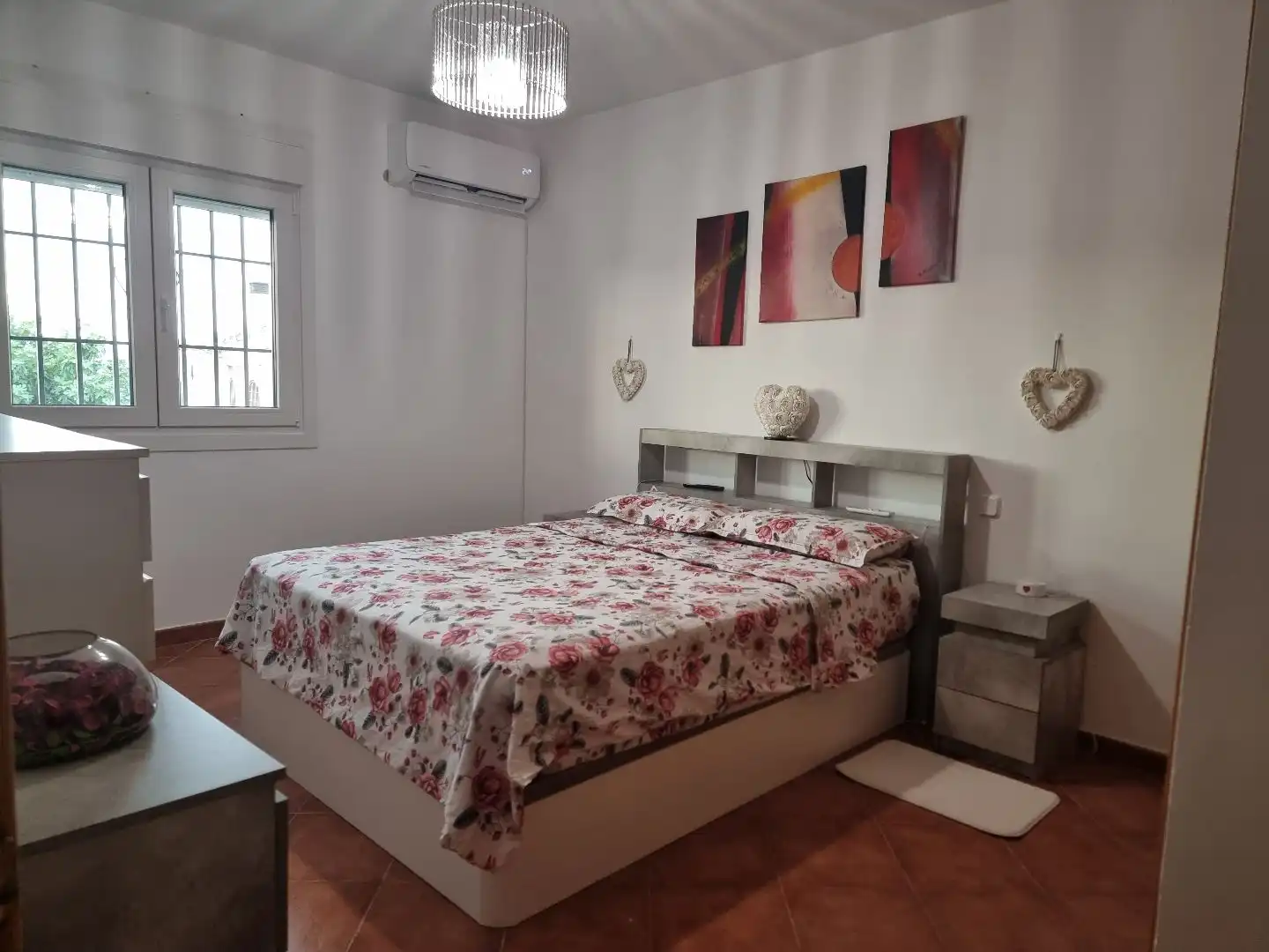 Dormitori de Casa o xalet en venda en Hormigos amb Aire condicionat i Piscina