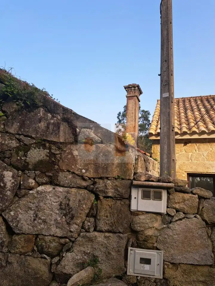 Vista exterior de Finca rústica en venda en Moaña amb Calefacció