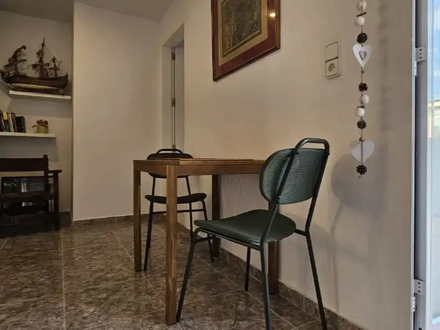 Dining room of Flat for share in Pla - Carolinas