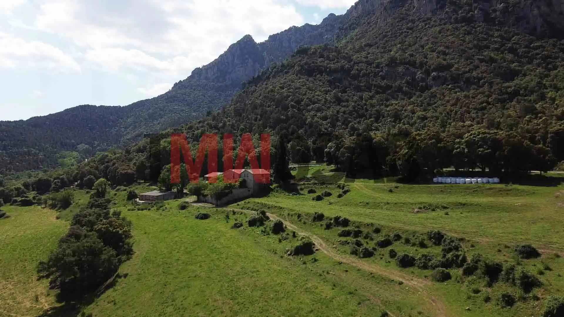 Country house zum Verkauf in Berga