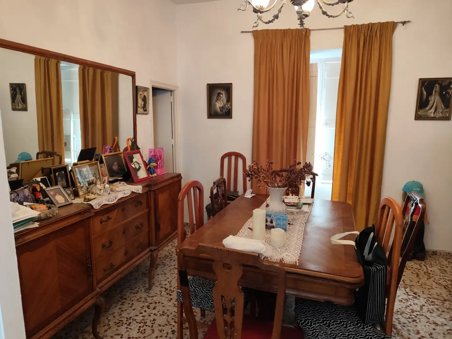 Comedor de Piso en venta en Cádiz con Amueblado y Balcón