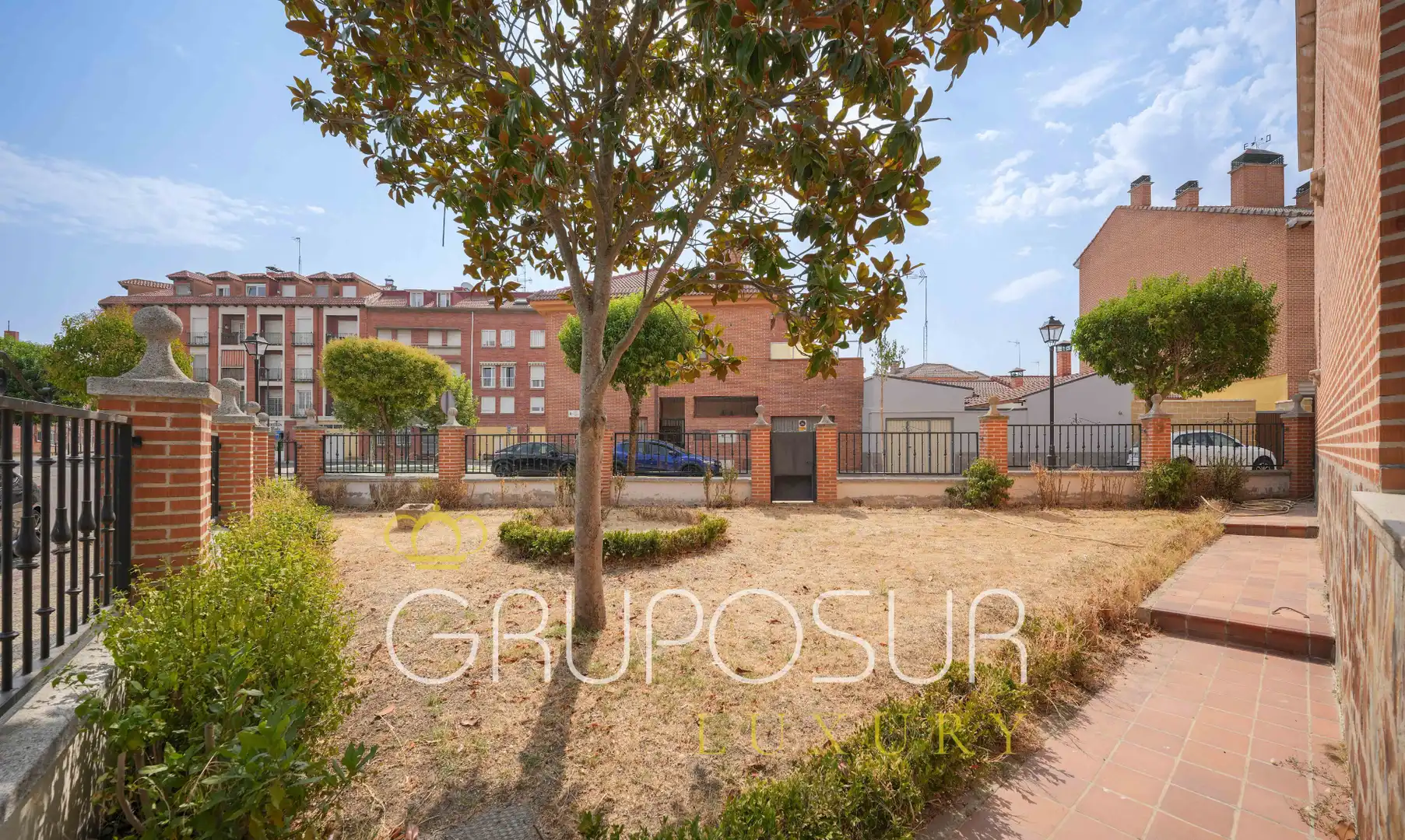 Casa aparellada amb jardí en venda a Calle Castilla y León 22, imagen 95