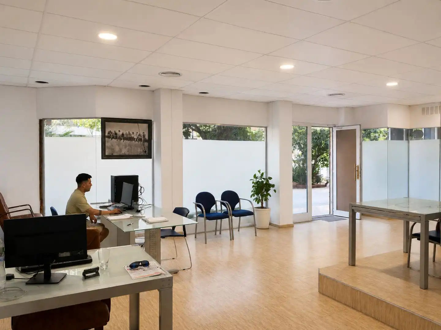 Büro zur Miete in Barcelona mit Klimaanlage, Heizung und Möbliert