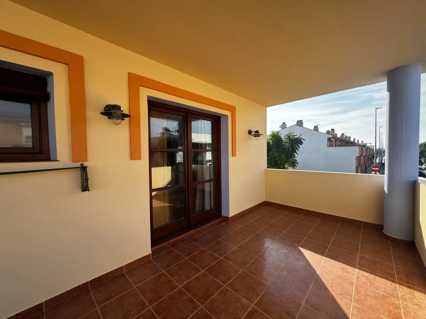 Einfamilien-Reihenhaus zum Verkauf in Canet d'En Berenguer mit Klimaanlage, Heizung und Terrasse