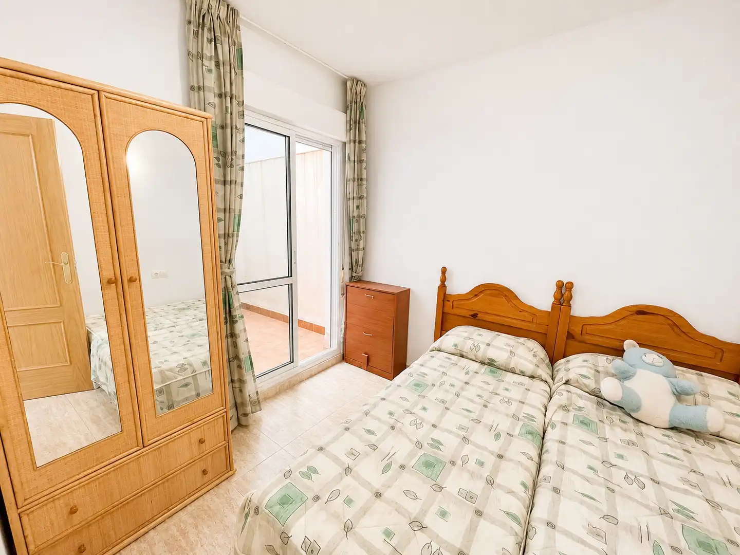 Habitación de Piso en venta en Torrevieja con Aire acondicionado, Calefacción y Terraza