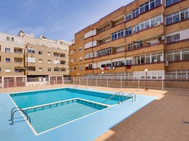 Apartamento con piscina en venta en Calle Calle Joaquín Chapaprieta