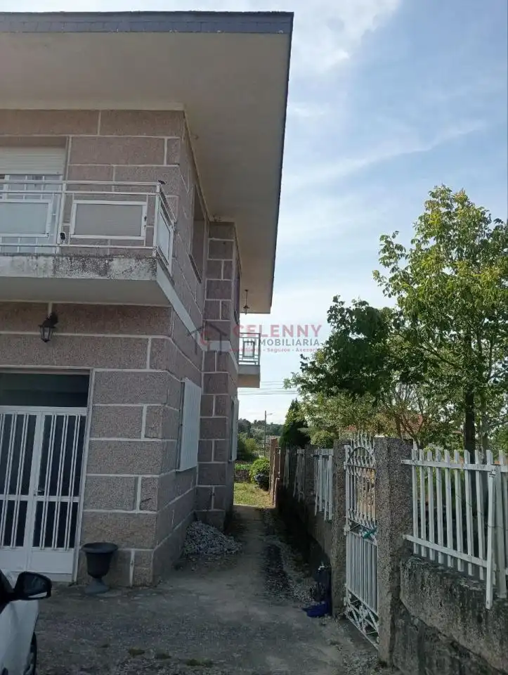 Exterior view of Houses for sale in Nogueira de Ramuín  with Heating, Private garden and Storage room
