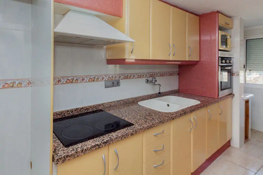 Piso en venta en C/ Cullera , Playa de Gandia