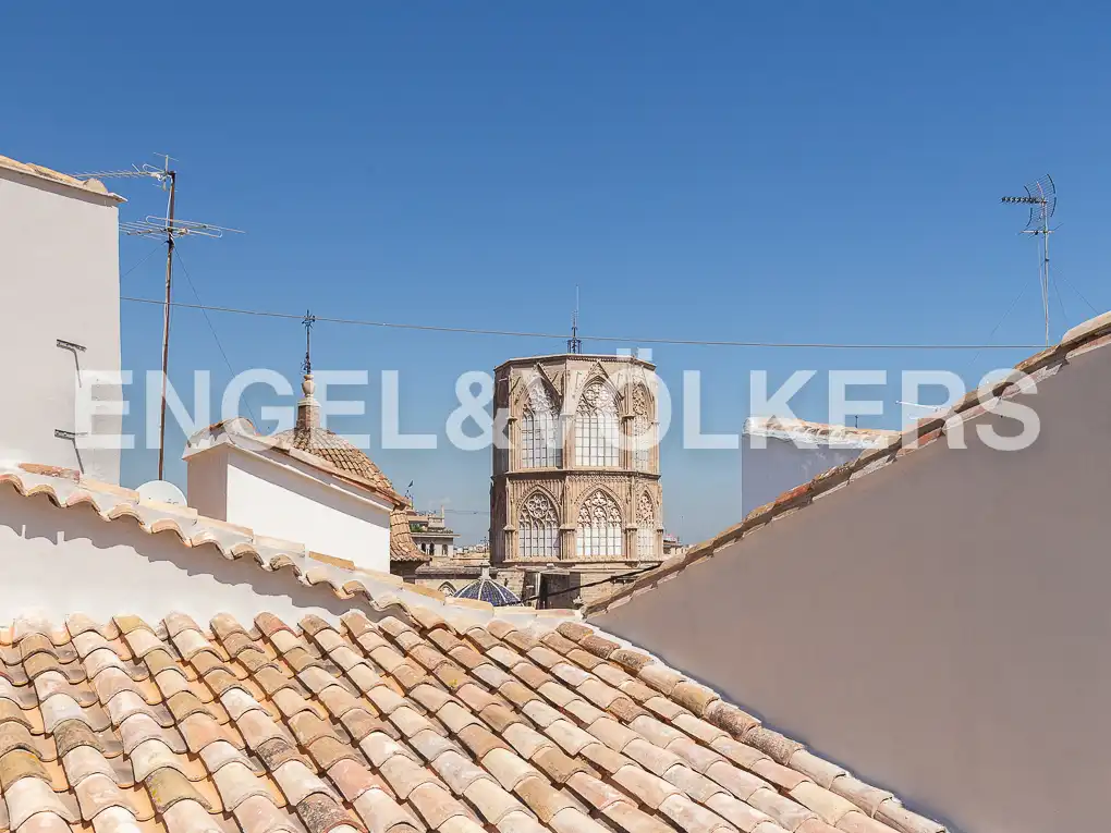 Vista exterior de Àtic de lloguer en Valencia amb Aire condicionat, Calefacció i Terrassa