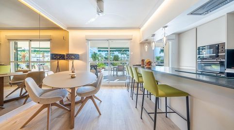 Foto 4 de Apartamento en venta en Las Brisas, Marbella