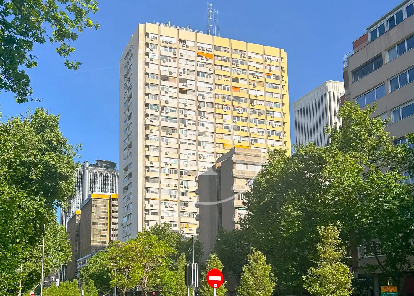 Pis amb terrassa en venda a Av. del General Perón, imagen 24