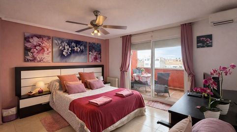 Hermoso ático amoblado con terraza privada y piscina comunitaria., imatge 4