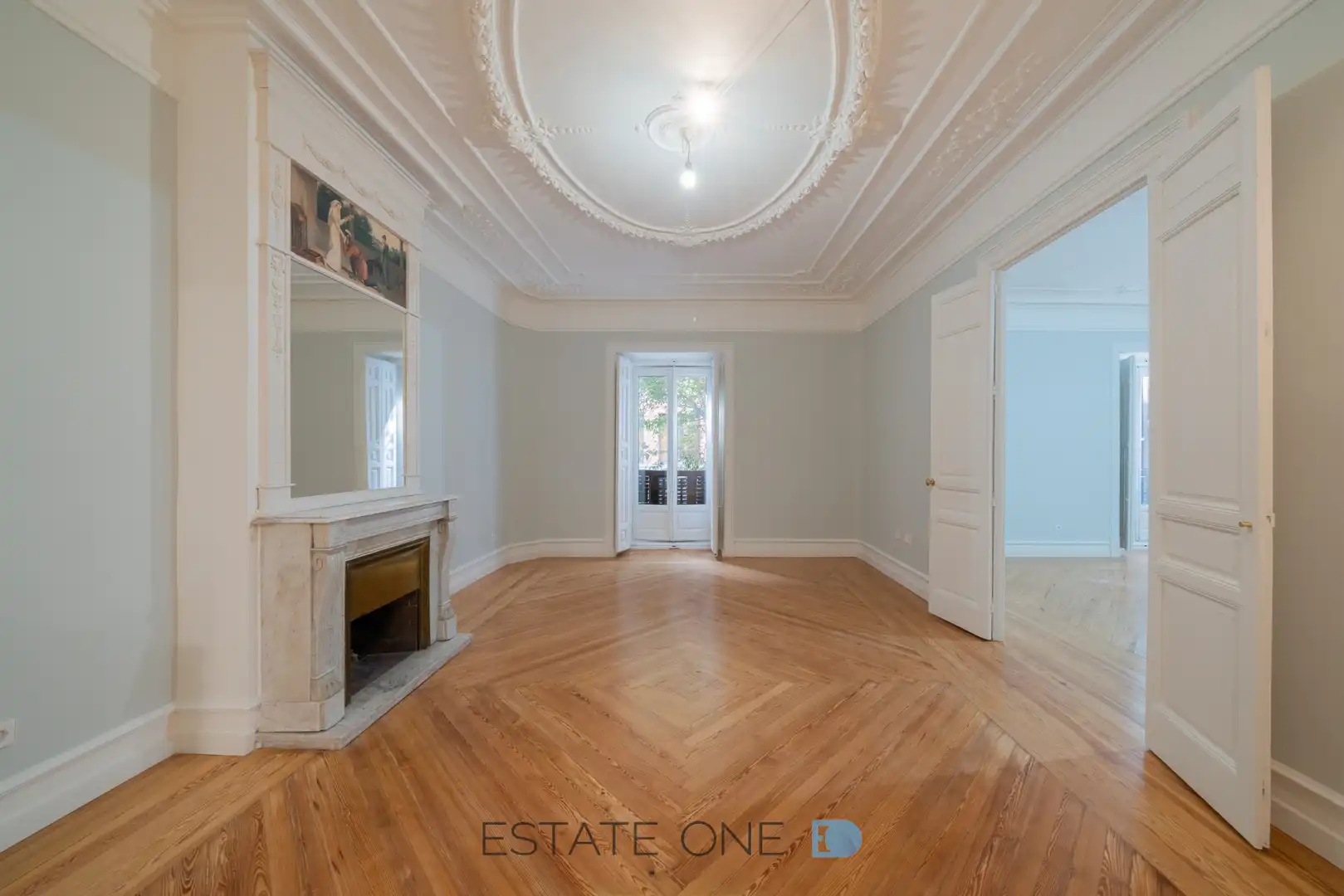 Ground floor for rent in Calle de Lope de Vega, Cortes - Huertas