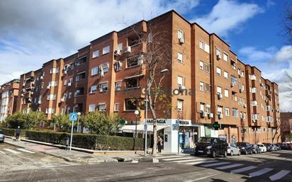 Exterior view of Garage for sale in Valdemoro