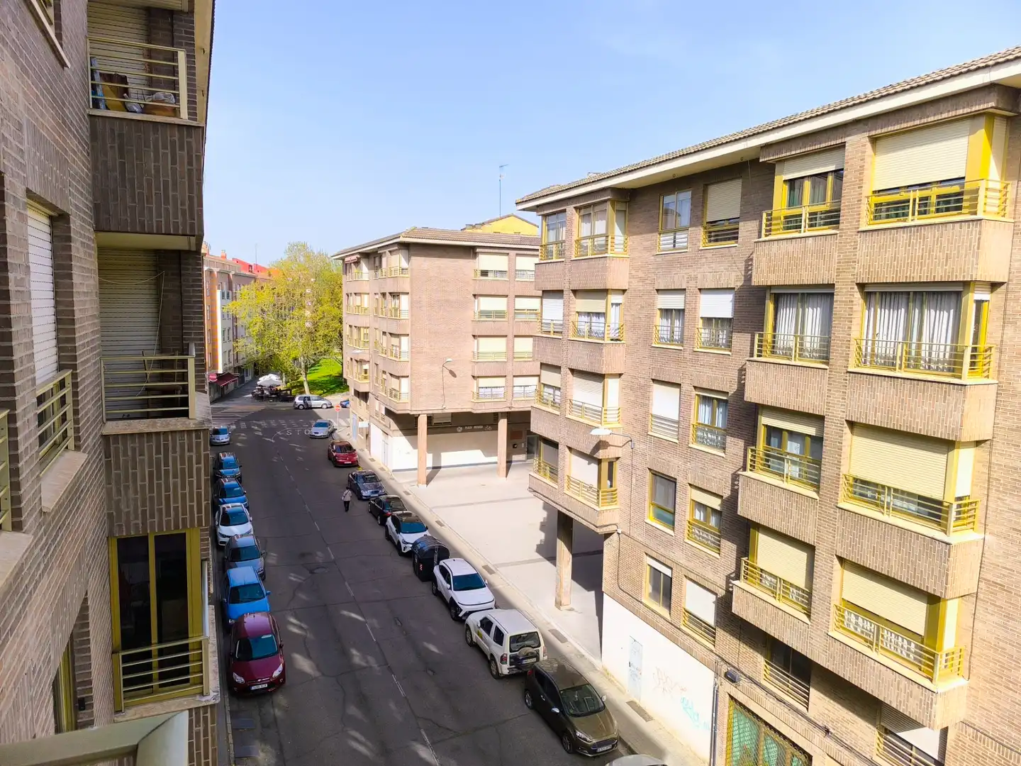 Vista exterior de Pis en venda en Palencia amb Calefacció, Terrassa i Forn
