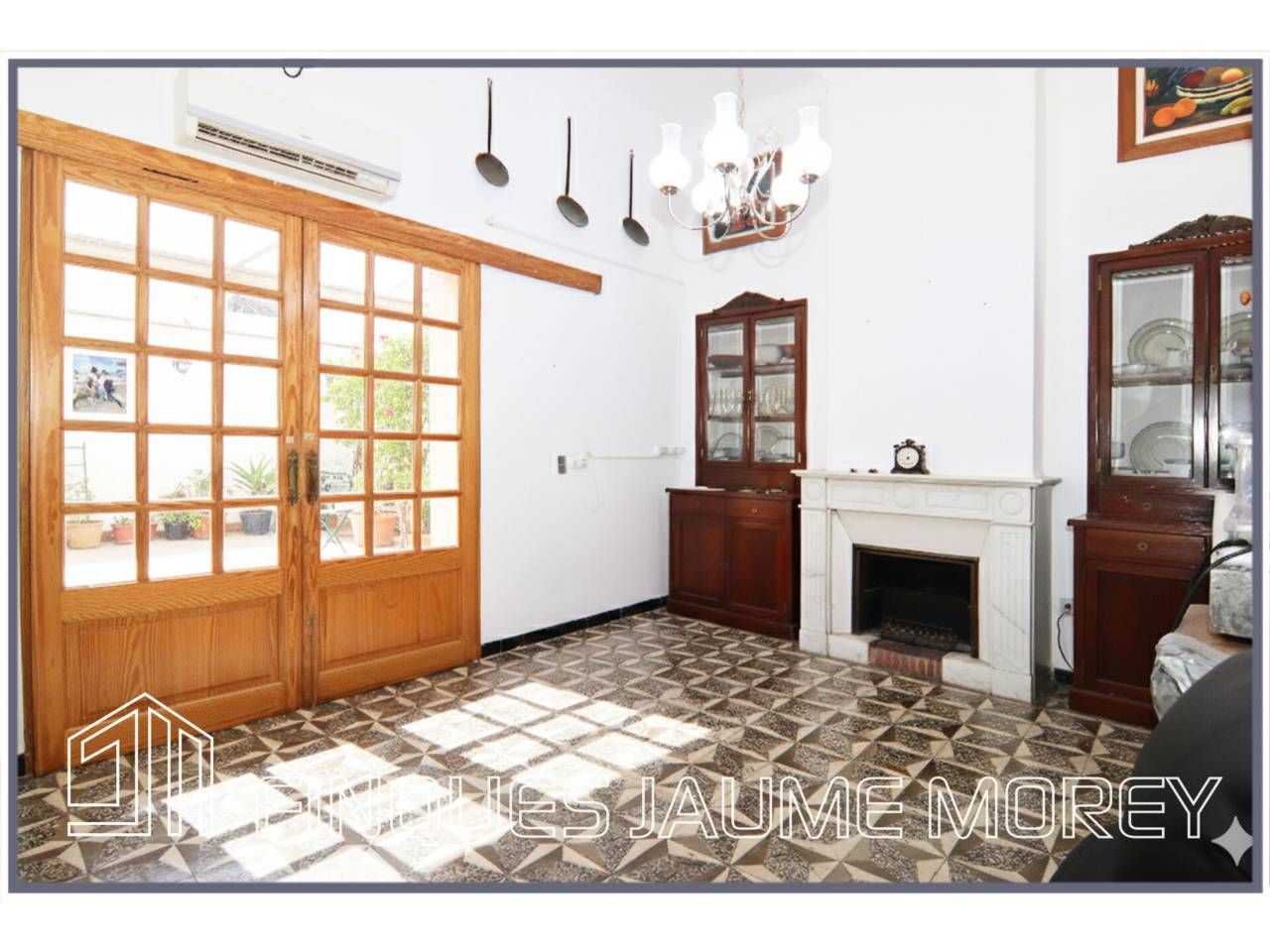 House or chalet for sale in Inca  with Air Conditioner, Heating and Private garden
