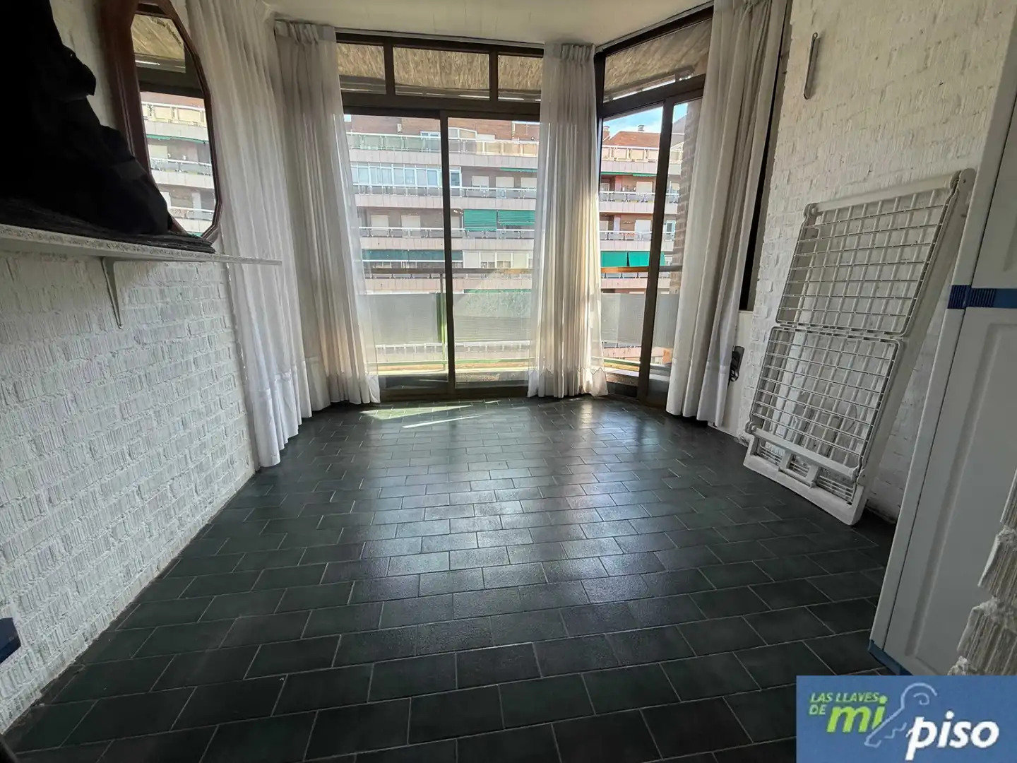 Sala de estar de Piso en venta en Valladolid con Calefacción, Parquet y Terraza